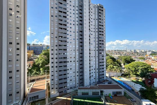 Vista  de apartamento à venda com 2 quartos, 45m² em Jardim São Luís, São Paulo