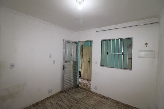Casa à venda com 5 quartos, 180m² em Lauzane Paulista, São Paulo