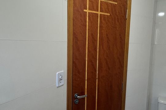Banheiro da Suíte de apartamento à venda com 2 quartos, 52m² em Vila Mazzei, Santo André