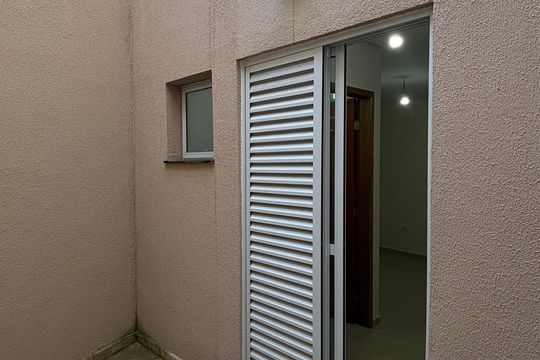 Varanda da Suíte de apartamento para alugar com 2 quartos, 52m² em Vila Mazzei, Santo André