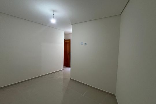 Suite de apartamento para alugar com 2 quartos, 52m² em Vila Mazzei, Santo André