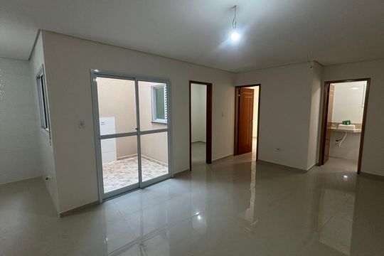 Apartamento para alugar com 2 quartos, 52m² em Vila Mazzei, Santo André