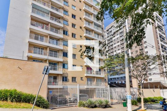 Fachada de apartamento para alugar com 2 quartos, 55m² em Vila Butantã, São Paulo