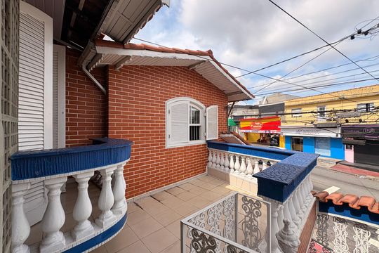 Varanda quarto 3 de casa à venda com 4 quartos, 220m² em Vila Curuçá, Santo André