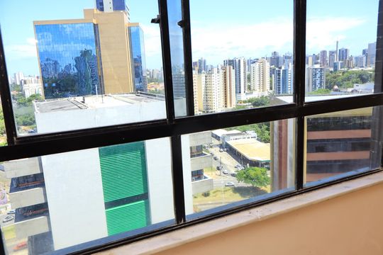 Vista da Sala de apartamento para alugar com 3 quartos, 133m² em Brotas, Salvador
