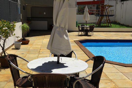 Área comum - Piscina de apartamento para alugar com 3 quartos, 133m² em Brotas, Salvador