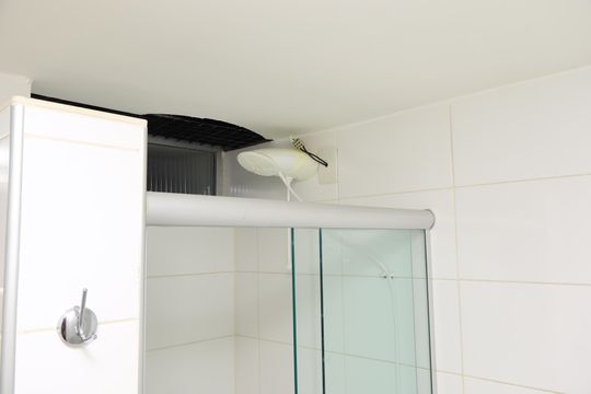 Banheiro de apartamento para alugar com 3 quartos, 133m² em Brotas, Salvador