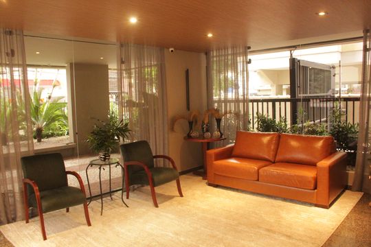 Hall de entrada de apartamento para alugar com 3 quartos, 184m² em Gonzaga, Santos
