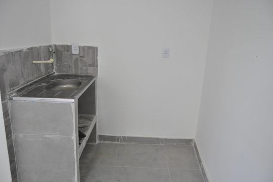 Sala/Cozinha de casa para alugar com 1 quarto, 36m² em Méier, Rio de Janeiro