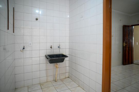 Área de Serviço de casa para alugar com 3 quartos, 100m² em Vila Brasilio Machado, São Paulo
