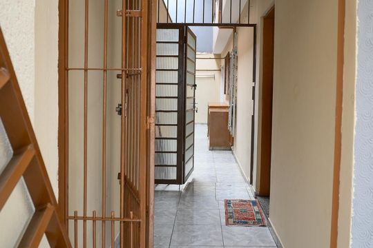 Entrada de casa para alugar com 3 quartos, 100m² em Vila Brasilio Machado, São Paulo
