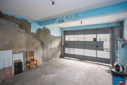 Garagem de casa à venda com 2 quartos, 158m² em Taboão, São Bernardo do Campo