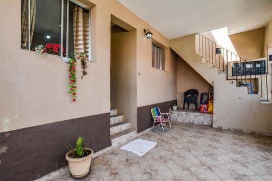 Garagem de casa à venda com 4 quartos, 140m² em Parque Novo Oratório, Santo André