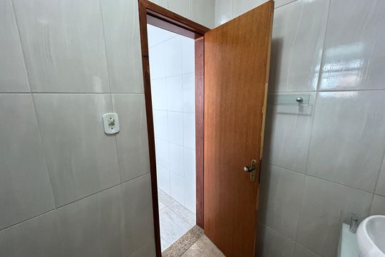Casa para alugar com 1 quarto, 55m² em Bento Ribeiro, Rio de Janeiro