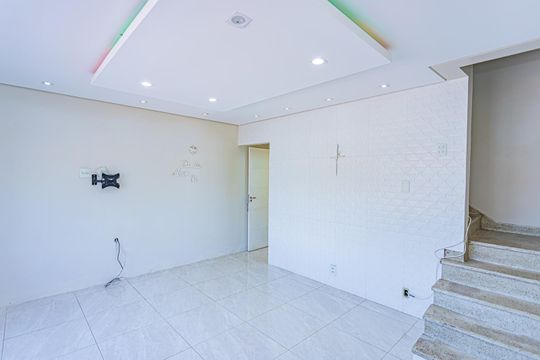 Casa à venda com 2 quartos, 134m² em Vila Bonilha Nova, São Paulo