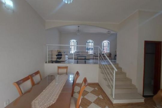 Casa à venda com 4 quartos, 219m² em Jardim Chapadão, Campinas