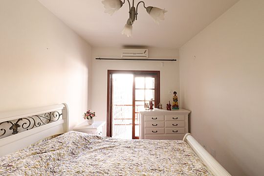 Quarto 4 de casa à venda com 4 quartos, 400m² em Vila Jardim, Porto Alegre