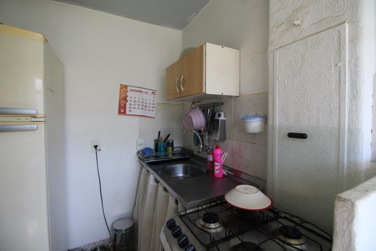 Cozinha de apartamento para alugar com 2 quartos, 48m² em Jacarepaguá, Rio de Janeiro