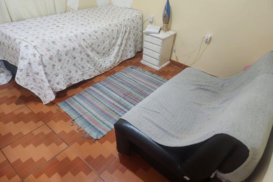 Quarto de casa para alugar com 3 quartos, 220m² em Cascadura, Rio de Janeiro