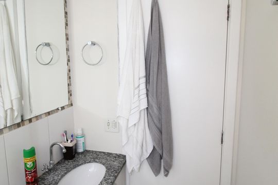 Banheiro da Suíte de apartamento para alugar com 3 quartos, 72m² em Jardim Oriental, São José dos Campos
