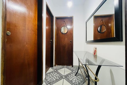 Corredor interno de apartamento à venda com 2 quartos, 52m² em Jardim Iporanga, Guarulhos