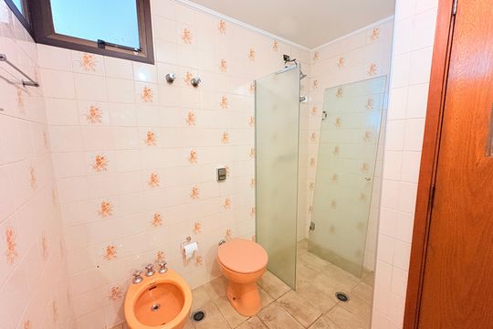 Banheiro da Suíte de apartamento para alugar com 3 quartos, 154m² em Centro, Jundiaí
