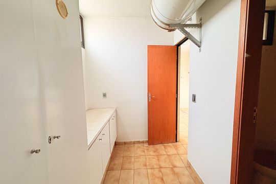 Despensa  de apartamento para alugar com 3 quartos, 154m² em Centro, Jundiaí
