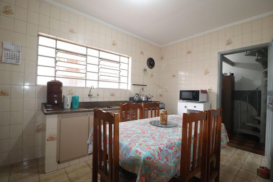 Cozinha de casa à venda com 3 quartos, 168m² em Vila Pires, Santo André