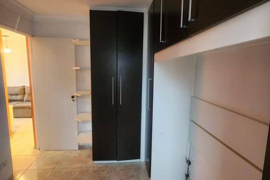 Quarto 1 de apartamento à venda com 2 quartos, 50m² em Jardim Celeste, São Paulo