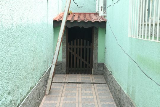 Área comum de casa para alugar com 4 quartos, 300m² em Vila Santo Antônio, Nova Iguaçu