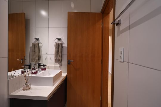 Banheiro de apartamento à venda com 3 quartos, 170m² em Santa Maria, Santo André