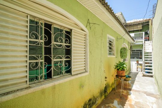 Corredor de casa à venda com 1 quarto, 126m² em Santa Paula, São Caetano do Sul