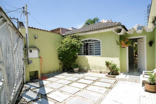 Garagem de casa à venda com 1 quarto, 126m² em Santa Paula, São Caetano do Sul