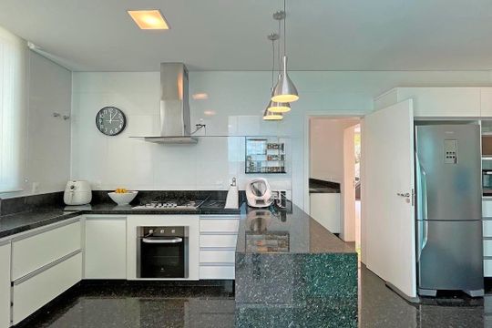 Casa de Condomínio à venda com 4 quartos, 359m² em Quintas do Sol, Nova Lima