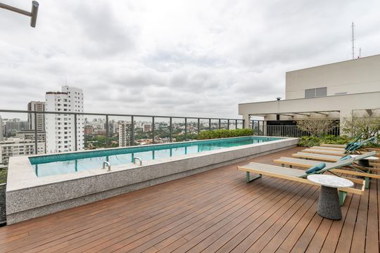 Piscina de kitnet/studio para alugar com 1 quarto, 21m² em Campo Belo, São Paulo