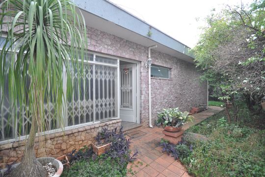 Fachada interna de casa à venda com 3 quartos, 357m² em Vila Guilherme, São Paulo