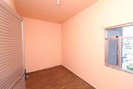 Quarto de casa para alugar com 1 quarto, 45m² em Praia da Bandeira, Rio de Janeiro