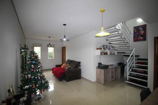 Casa para alugar com 3 quartos, 130m² em Vila Hortência, Sorocaba