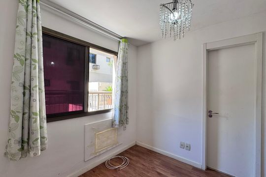 Suíte de apartamento para alugar com 3 quartos, 83m² em Recreio dos Bandeirantes, Rio de Janeiro
