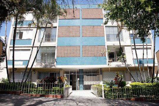 Fachada de apartamento à venda com 3 quartos, 93m² em Azenha, Porto Alegre