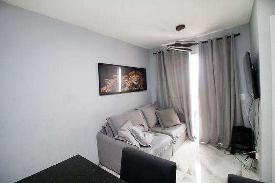 Sala de apartamento à venda com 2 quartos, 50m² em Vista Alegre, Rio de Janeiro