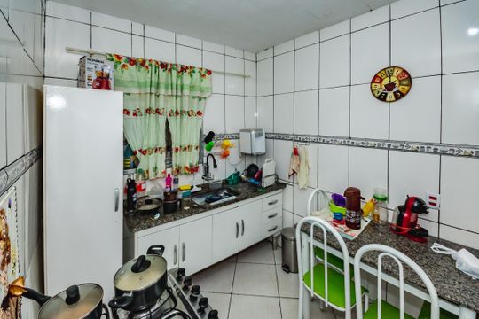 Casa à venda com 6 quartos, 370m² em Cenaculo, Belo Horizonte