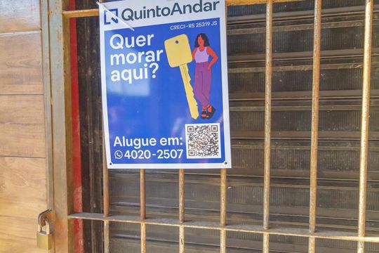 Placa instalada de casa para alugar com 2 quartos, 90m² em Harmonia, Canoas