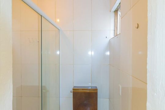Banheiro da Suíte de casa para alugar com 2 quartos, 90m² em Harmonia, Canoas