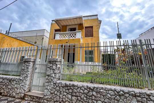 Fachada de casa para alugar com 4 quartos, 430m² em Centro, Sorocaba