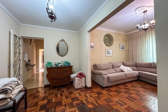 Sala de TV de casa para alugar com 4 quartos, 430m² em Centro, Sorocaba