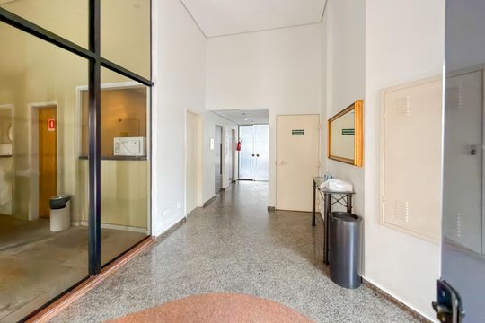 Hall de entrada de apartamento à venda com 2 quartos, 58m² em Vila Mariana, São Paulo
