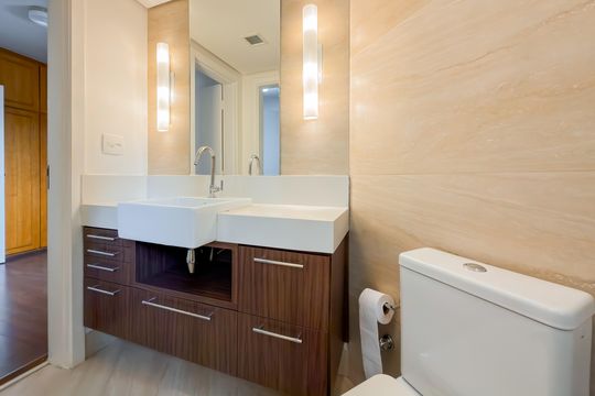 Banheiro Conjugado de apartamento à venda com 2 quartos, 58m² em Vila Mariana, São Paulo