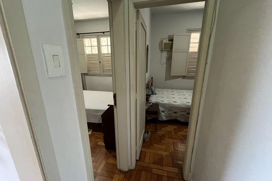 Corredor de apartamento para alugar com 2 quartos, 70m² em Jardim Guanabara, Rio de Janeiro