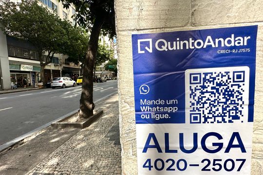 Placa  de apartamento para alugar com 1 quarto, 26m² em Copacabana, Rio de Janeiro